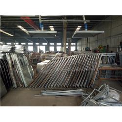 匠心鑄就品質(zhì)，利環(huán)農(nóng)機(jī)專(zhuān)注三輪車(chē)棚與整車(chē)生產(chǎn)